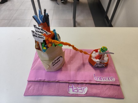 Ein Blick ins Haarinnere – kreativ gestaltet von der Friseurklasse 1–25!