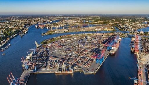 Hamburg von ganz nah dran – mit 4 Berufsschulklassen Außenhandel in den Hafen und die Speicherstadt
